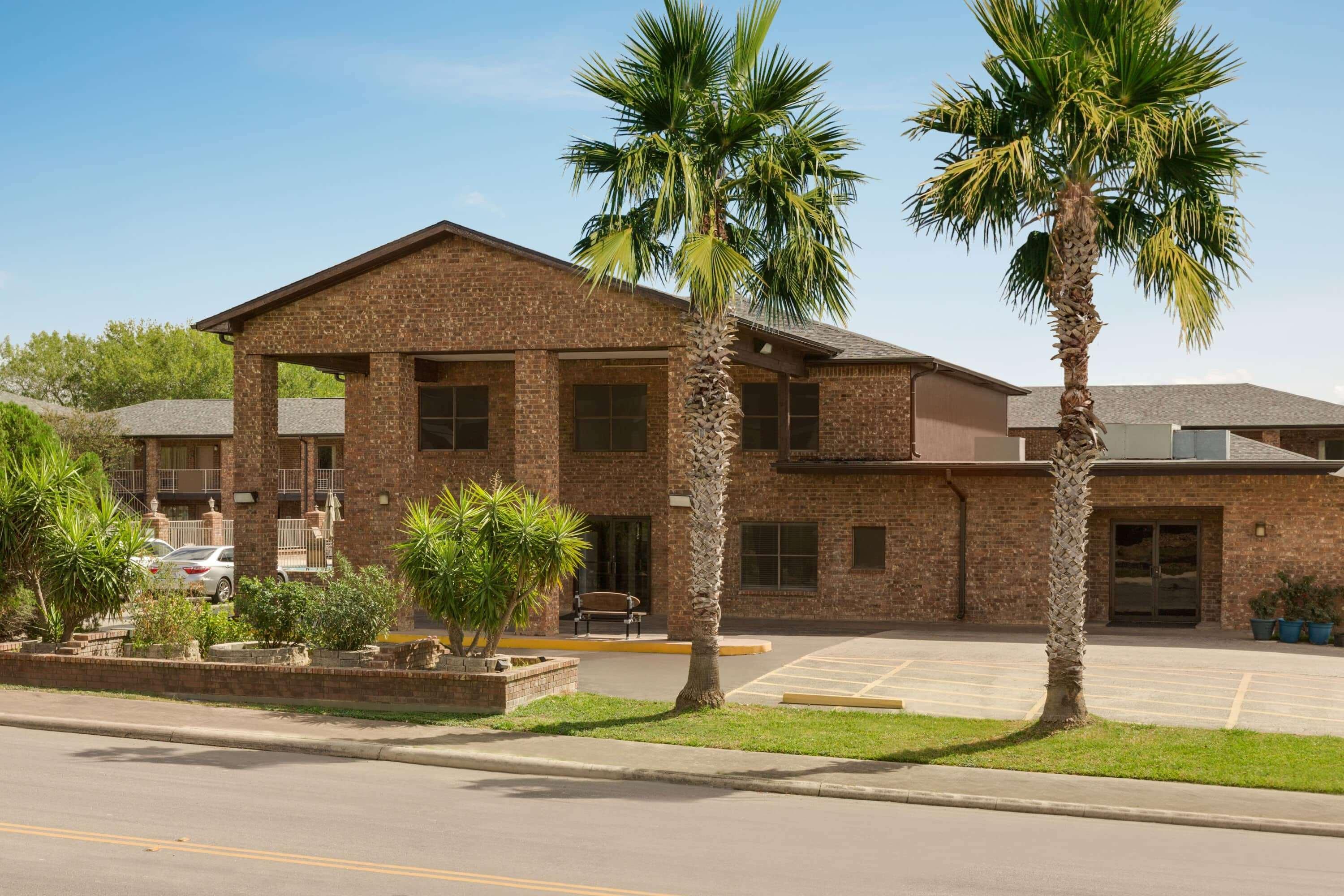 Super 8 By Wyndham Universal City Luaran gambar