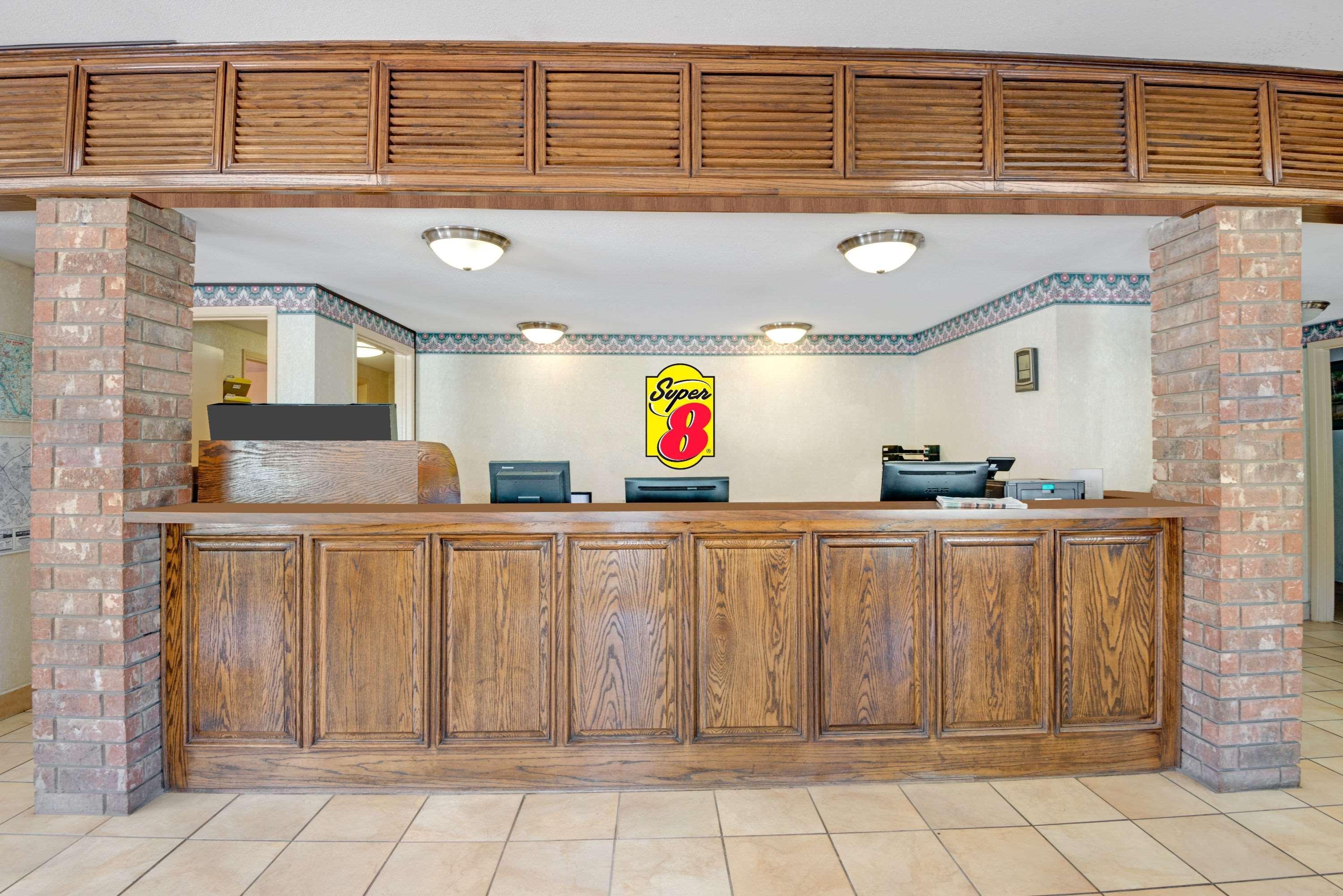 Super 8 By Wyndham Universal City Luaran gambar