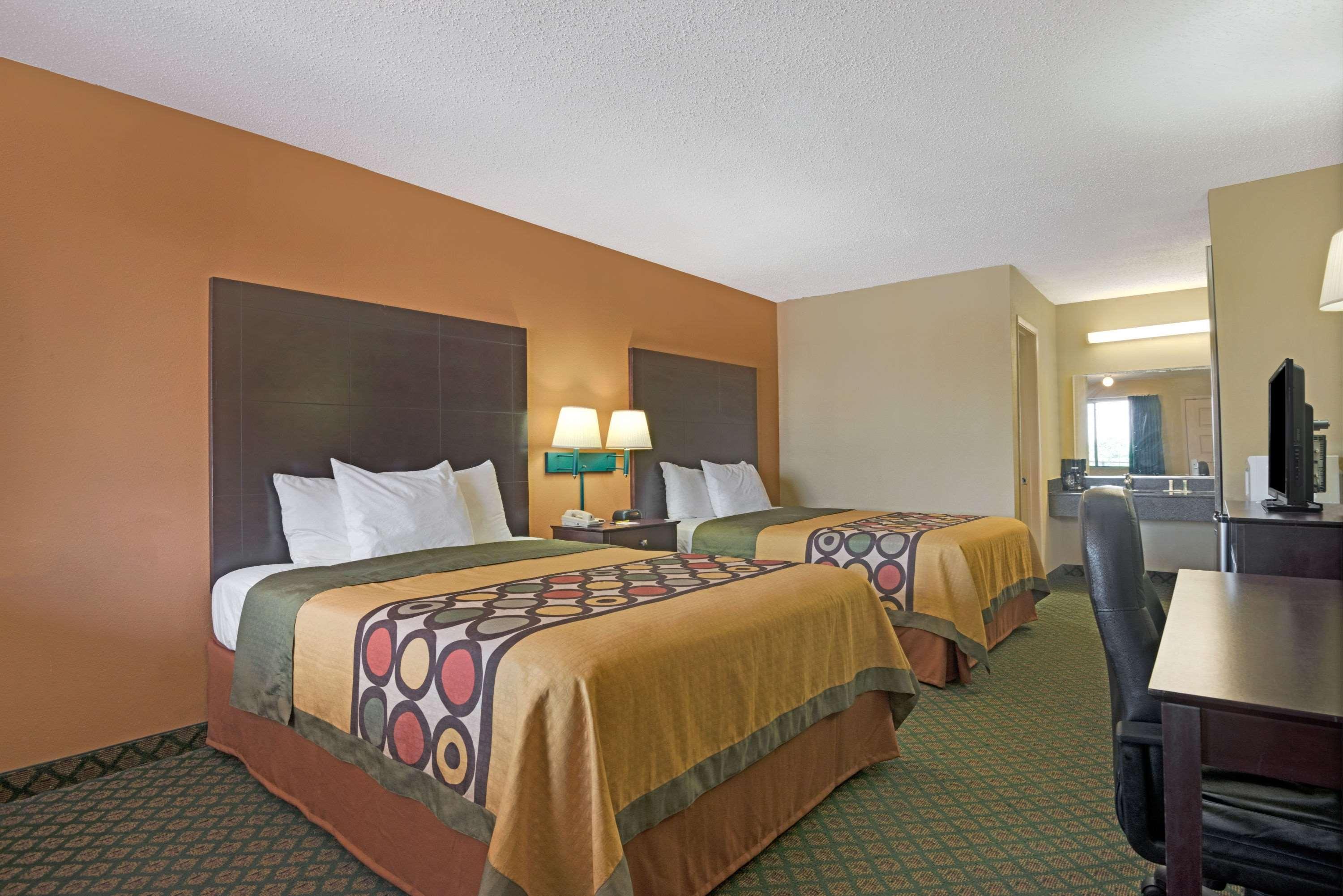 Super 8 By Wyndham Universal City Luaran gambar