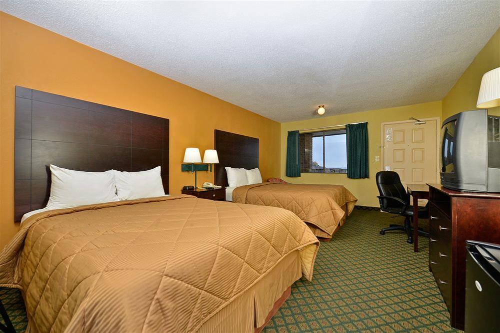 Super 8 By Wyndham Universal City Luaran gambar