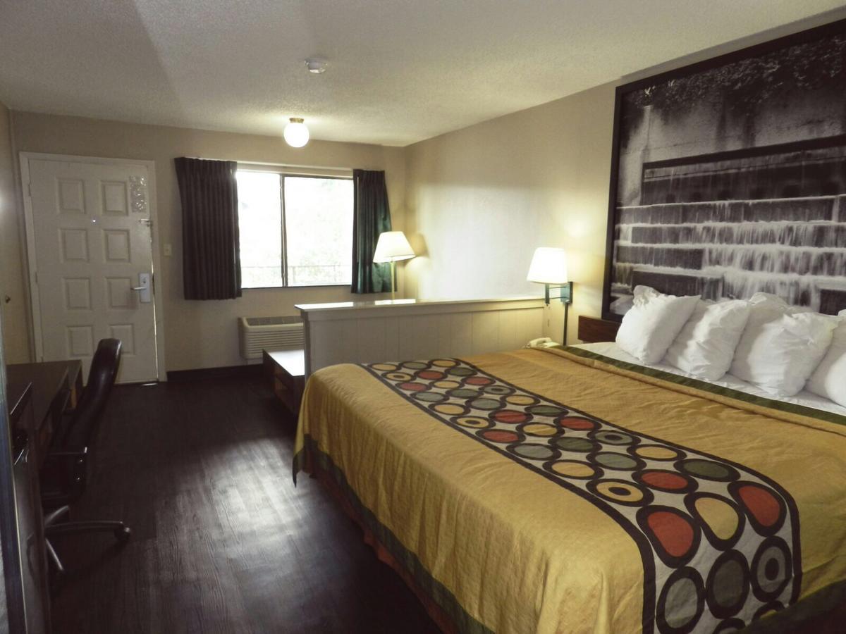 Super 8 By Wyndham Universal City Luaran gambar